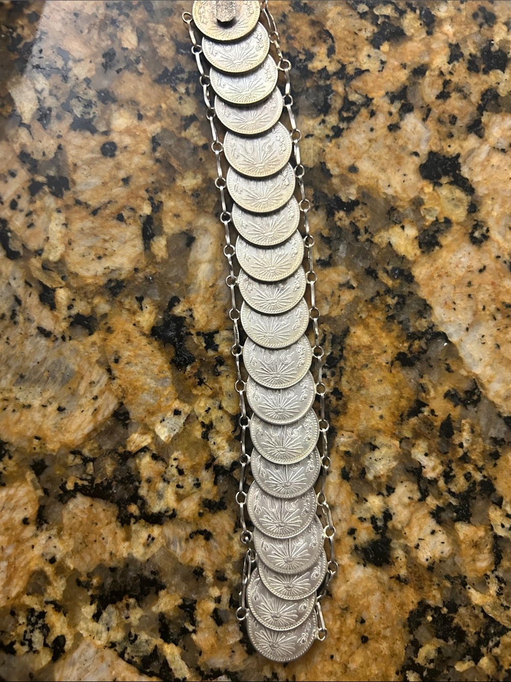 Vintage 19 Piece 1940’sMexico 20 Cent SILVER Coin Link Bracelet 20 Centavos